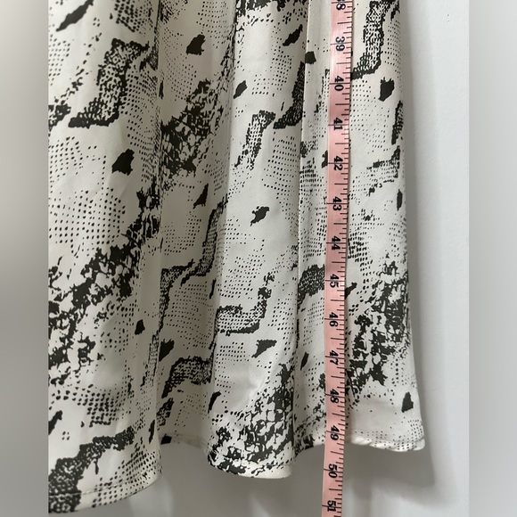 Olivia & James -long snake slip lined dress - Picture 8 of 9